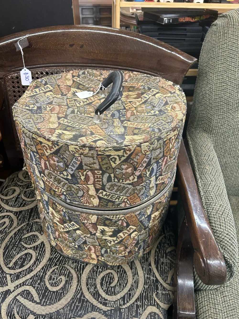 Vintage Tapestry Travel Hat Box - Multicolor